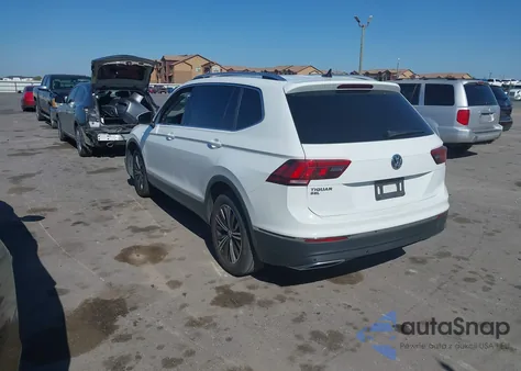 2019 Volkswagen Tiguan 2.0T Se/2.0T Sel/2.0T Sel R-Line/2.0T Sel R-Line Black z USA, uszkodzony, nr VIN 3VV3B7AX0KM184269